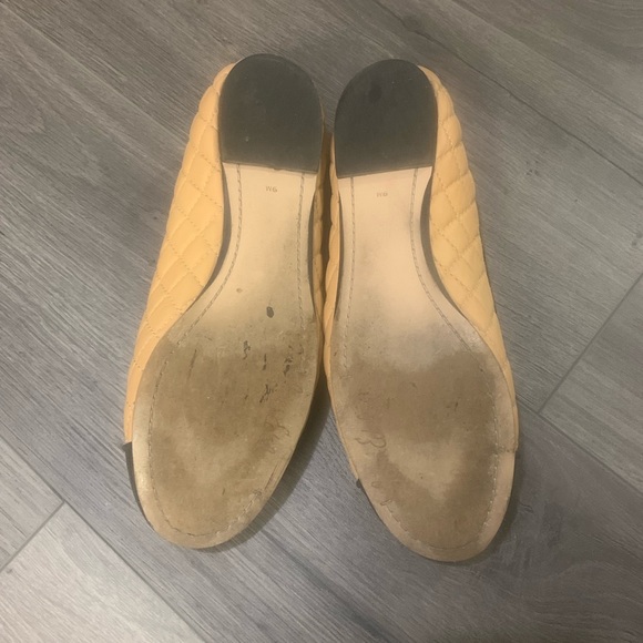 Sam Edelman beige/ black quilted flats in size 9 - Picture 2 of 5
